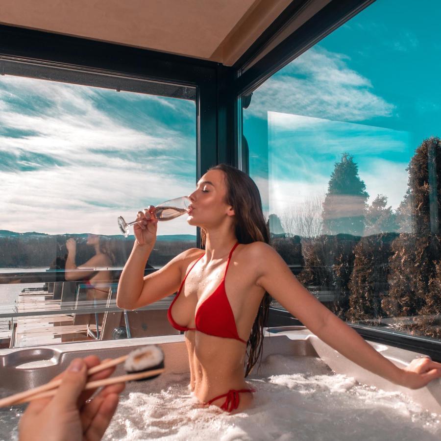 Panorama Aqualux With Free Parking Hotel