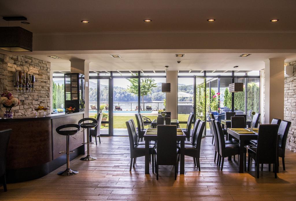 Hotel Panorama Aqualux With Free Parking Novi Sad