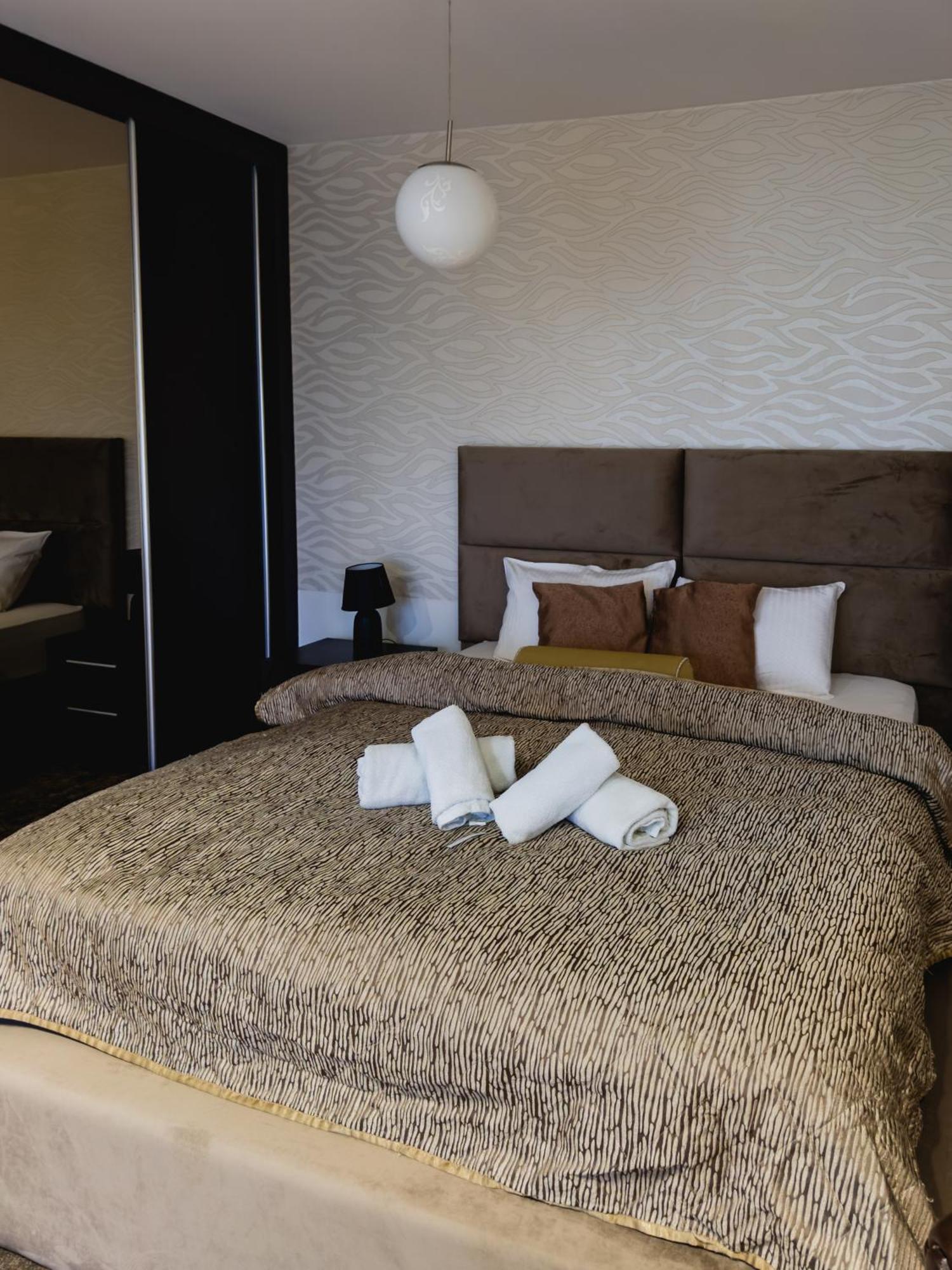 Hotel Panorama Aqualux With Free Parking 3*