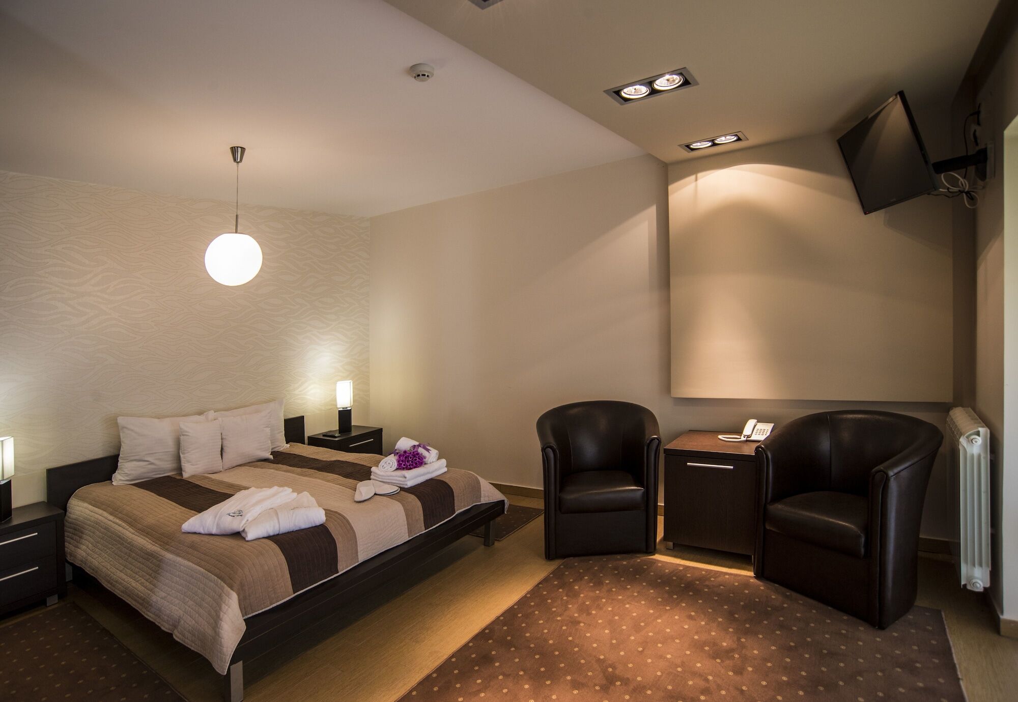 Panorama Aqualux With Free Parking 3* Novi Sad