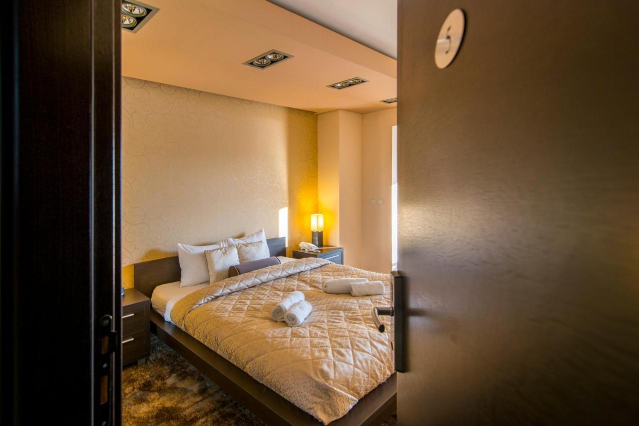 Panorama Aqualux With Free Parking 3* Novi Sad